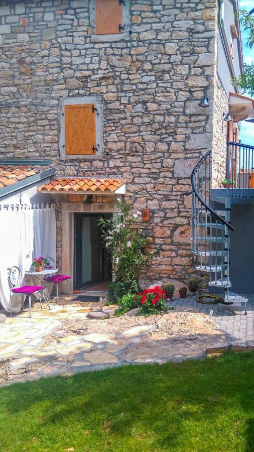 Apartment Li Tar-Vabriga Exterior foto