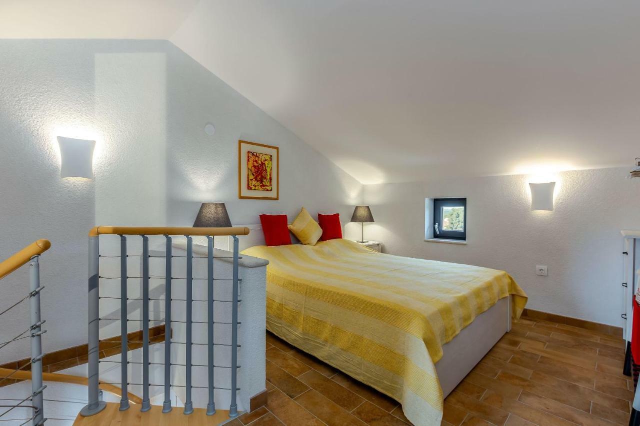 Apartment Li Tar-Vabriga Exterior foto